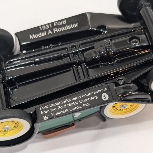 1998 Hallmark "1931 Ford Model A Roadster" Keepsake Ornament NIB, Die Cast Car - Picture 4 of 10